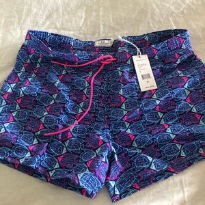 Vineyard Vines ladies shorts